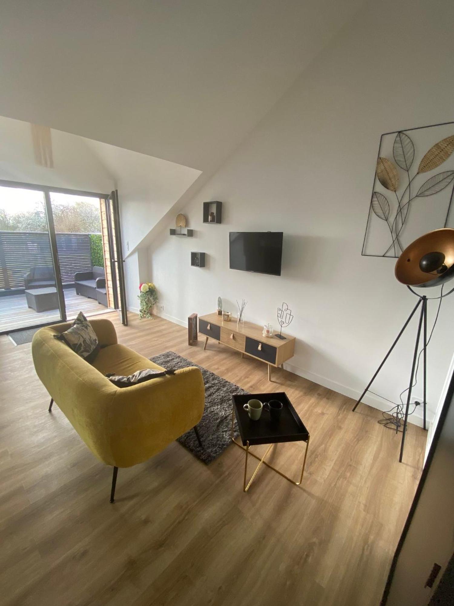 Gite La Terrasse Du 37 Breteil Eksteriør billede